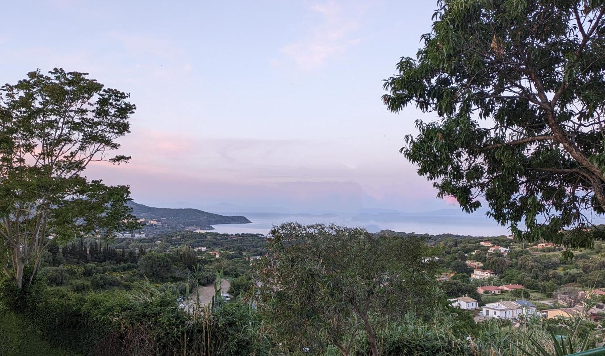 Casa Maddi Casa Vacanze Con Vista Mare Vicinissima Al Centro Capoliveri  Exterior photo